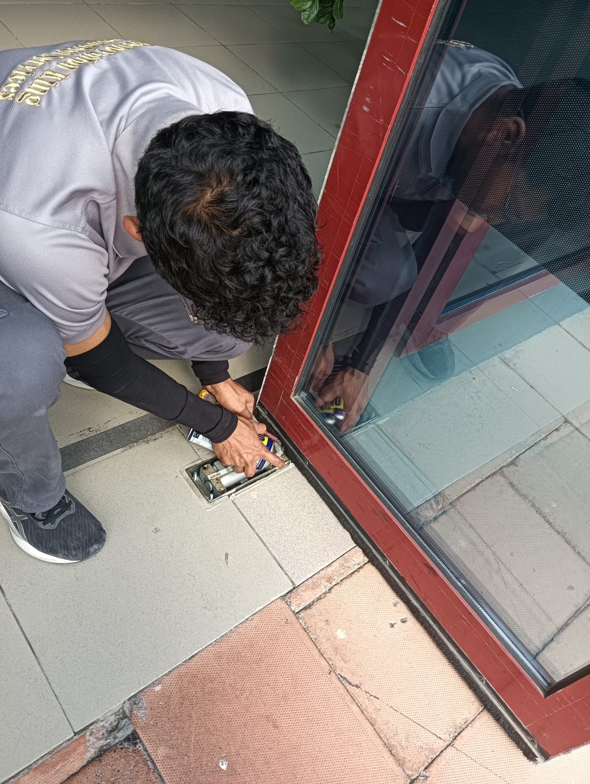 Aluminium and Glass